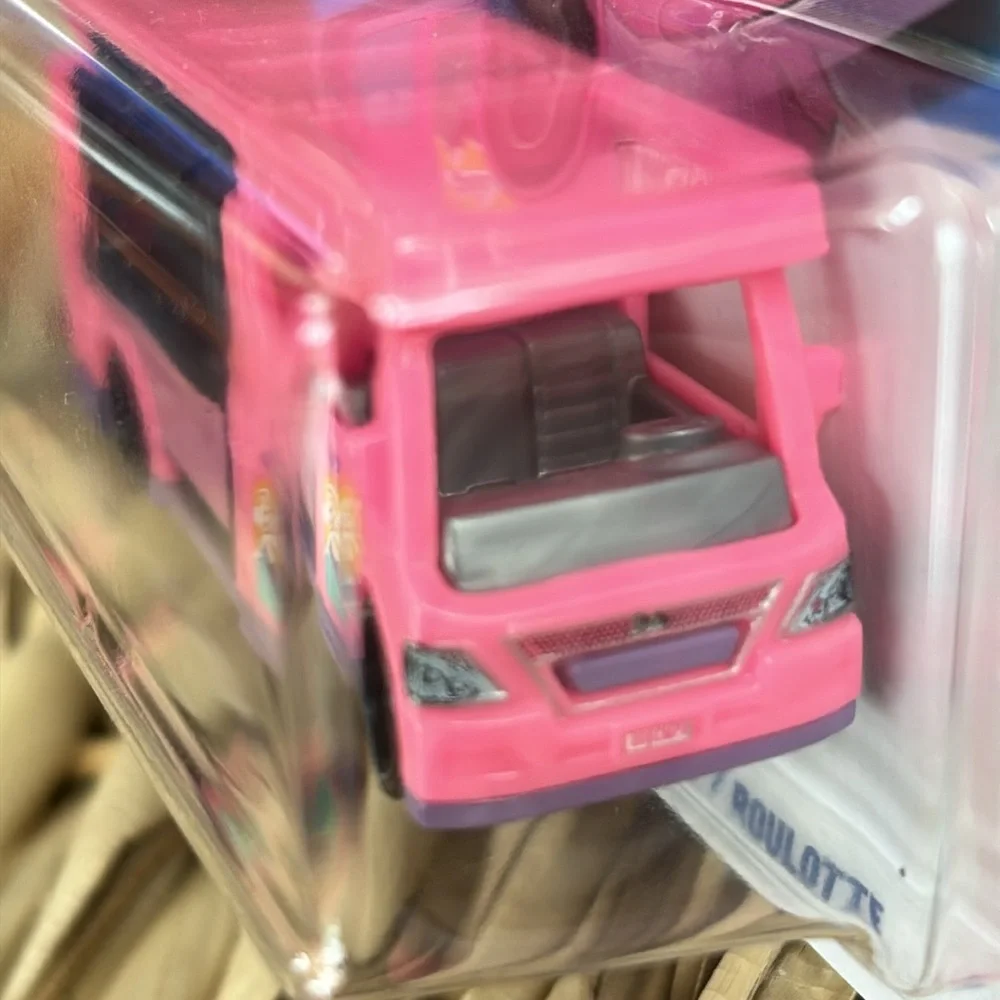 Barbie Hot Wheels Dream Camper Mobile Home Van Bright Pink Hotwheels 🆕 2026